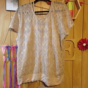 EUC Maurices Chevron Criss Cross Back Top